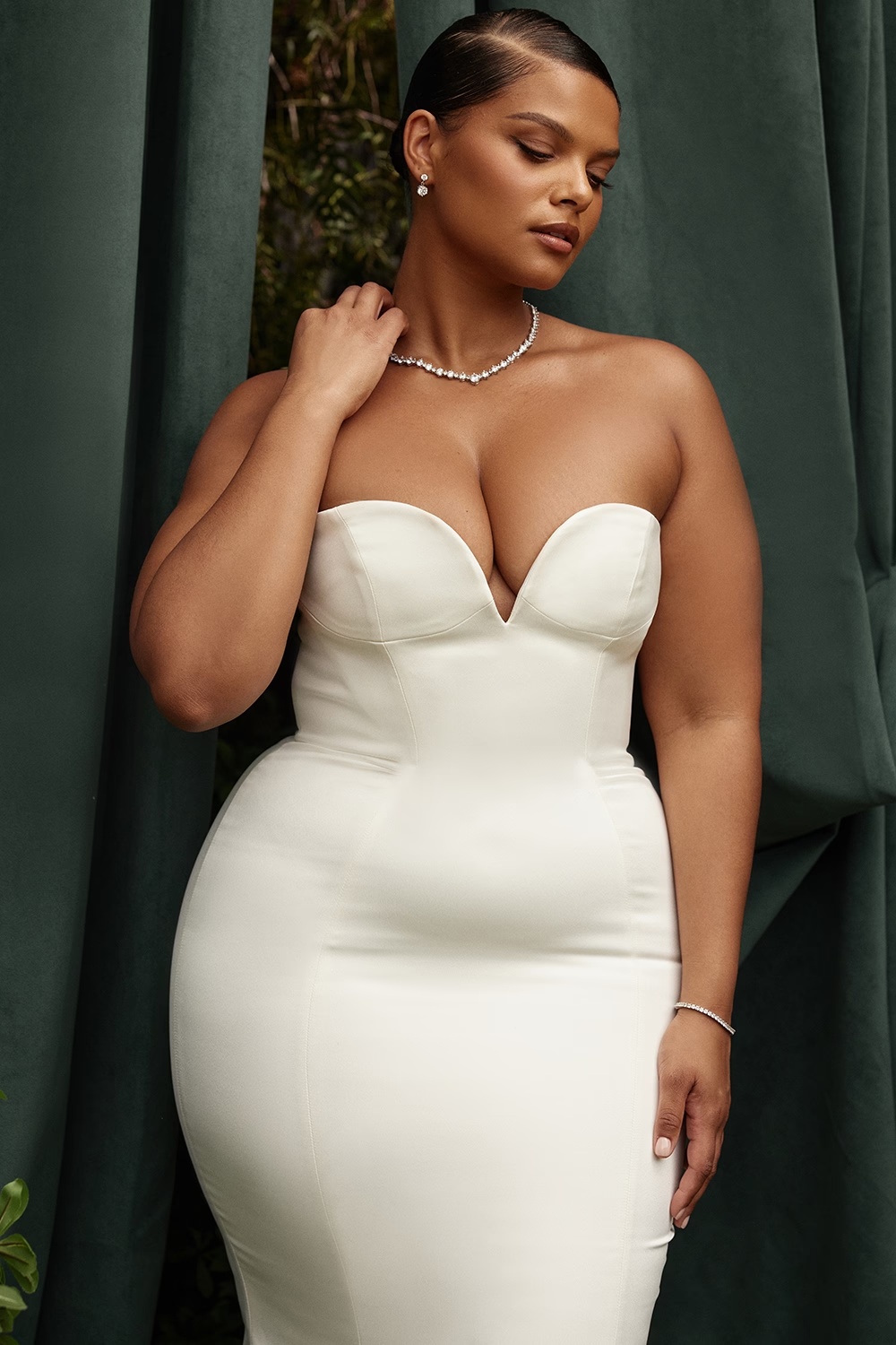 553-ivory-satin-strapless-bridal-gown-15.jpg ivory satin strapless bridal gown