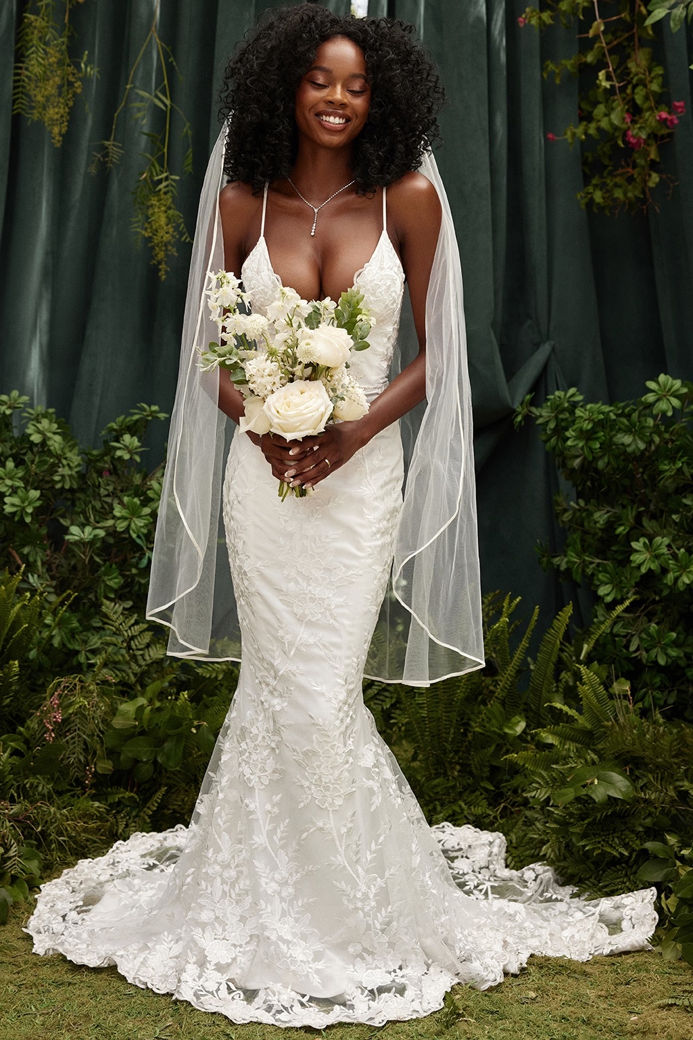 white soft tulle veil